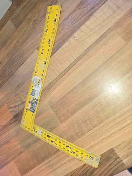 Photo of free B&Q measuring square metal. (West Croydon CR0) #1