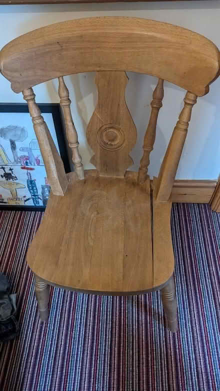 Photo of free Wooden kitchen chair, needs a glue job (Balsall Heath B12) #1