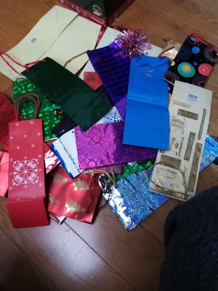 Photo of free Bottle and gift bags (Wheatley OX33) #1