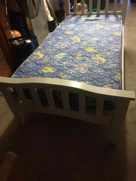 Photo of free Single bed and mattress (mallabula) #3