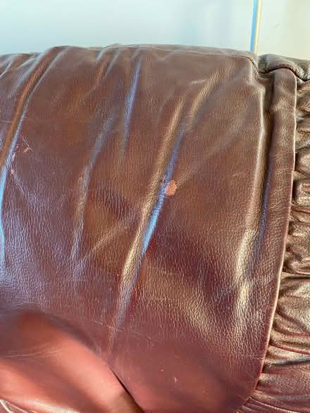 Photo of free Sofa (Hoo Rochester ME3) #1