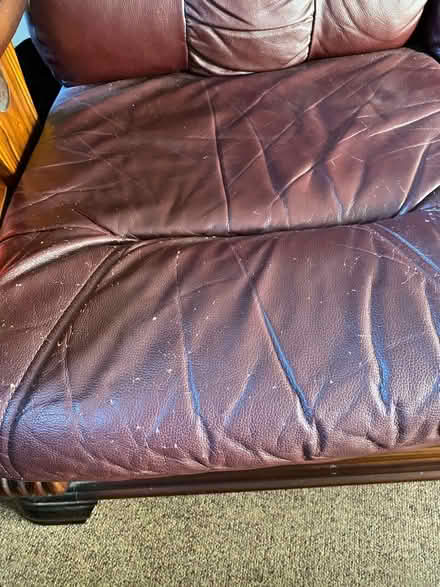 Photo of free Sofa (Hoo Rochester ME3) #4