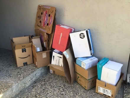 Photo of free Lots of boxes, good for moving (Serra park area) #1