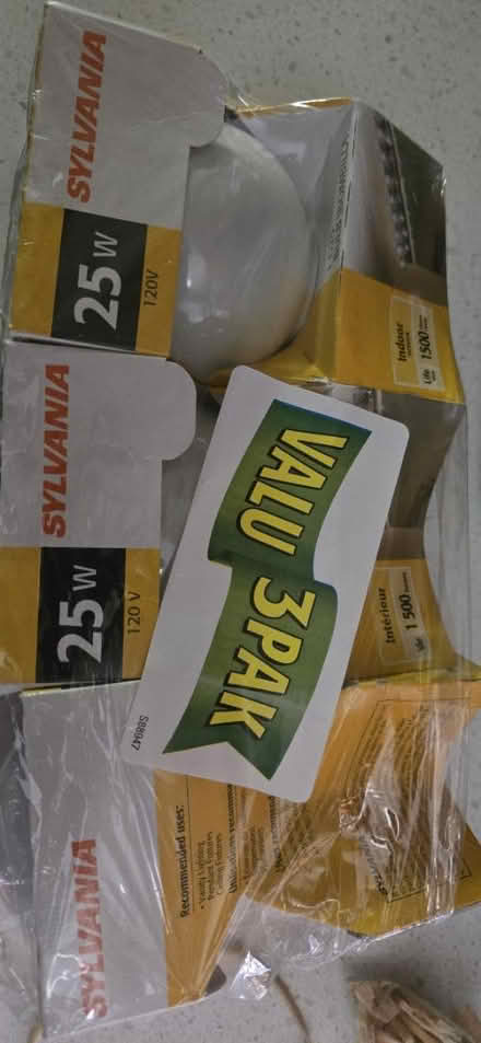 Photo of free Light Bulbs (Mt.Pleasant and Eglinton area) #2