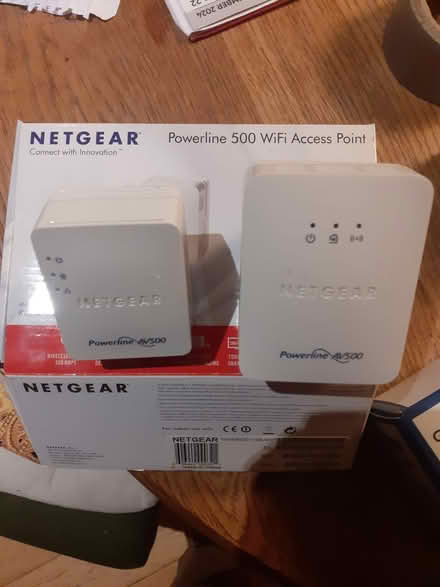 Photo of free NETGEAR internet via power socket (Bowbridge GL5) #1