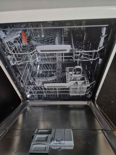 Photo of free Hotpoint dishwasher (Skelmersdale WN8) #2