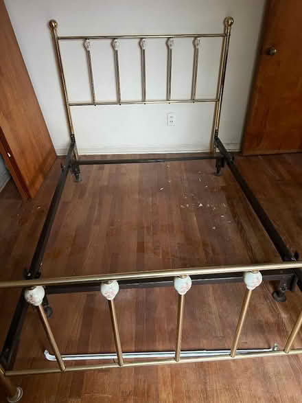 Photo of free brass bed (Winfield) #1