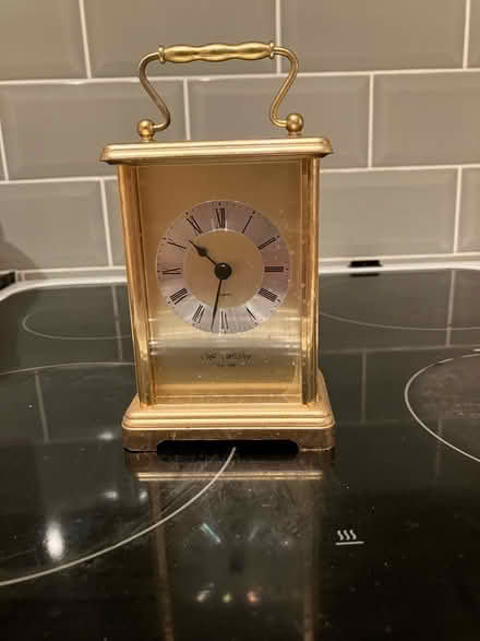 Photo of free Carriage clock (Harlow CM18 staple tye) #1