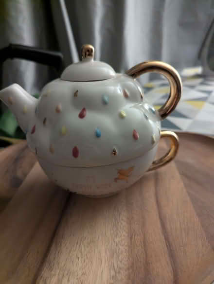 Photo of free Teapot and cup (South Ockendon RM15) #1