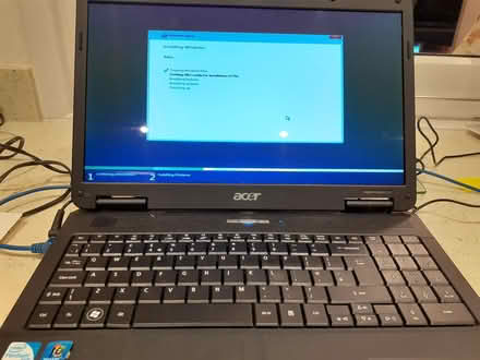 Photo of free Acer Aspire 5734Z Laptop - W10 Home (B90 shirley) #1