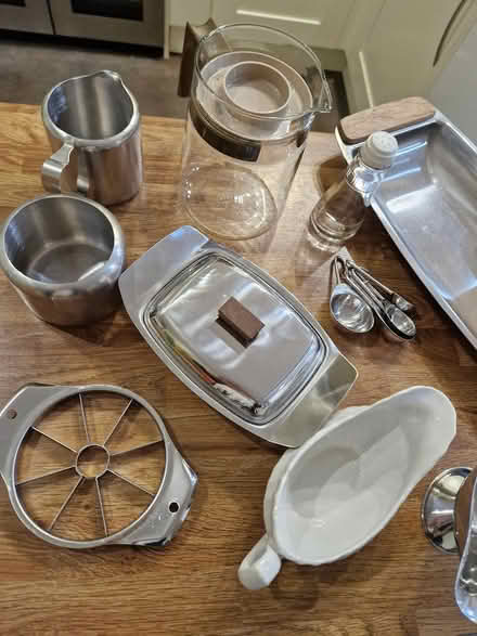 Photo of free Kitchen bits (Hindhead, Surrey) #1