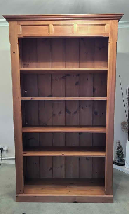 Photo of free Bookshelf unit (Bricket Wood AL2) #1