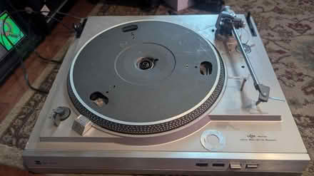 Photo of free Broken record player for partd (Park View - Colombia Heights) #1