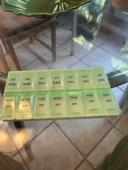 Photo of free Weekly AM/PM Pill Planner (Silver spring) #1