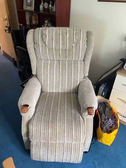 Photo of free Electric Armchair (Doddinghurst CM15) #1