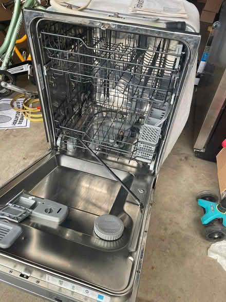 Photo of free GE Dishwasher (El Camino and Distel Drive) #1