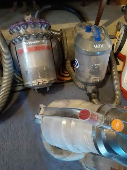 Photo of free Dyson Vax Bissell Vacuum Cleaner Hoover (Lower Assendon RG9) #3