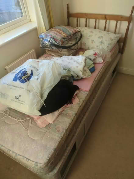 Photo of free Divan bed and mattress (Nailsea BS48) #1