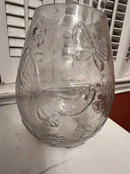 Photo of free Butterfly theme vase (Chevy Chase DC) #1