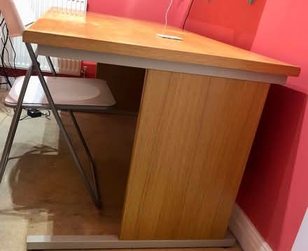 Photo of free Desk unit (Heatherton) #2