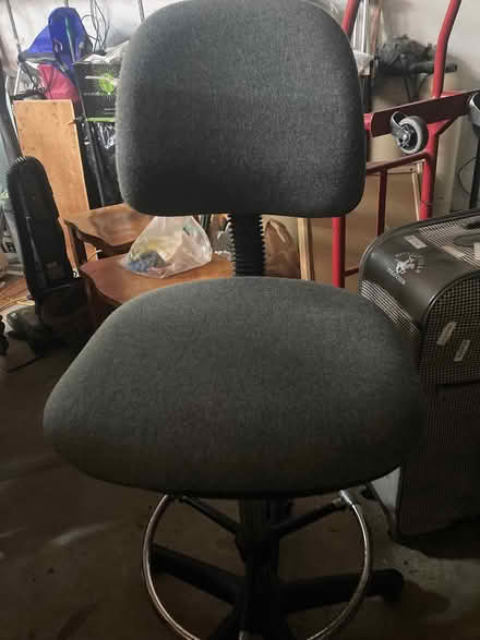 Photo of free Adjustable office chair with round (Foothill Boulevard Cupertino) #1