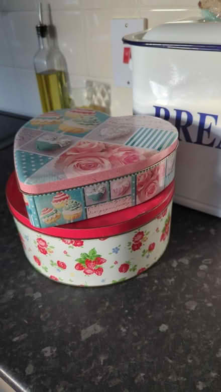 Photo of free Cake tins (SY11) #1