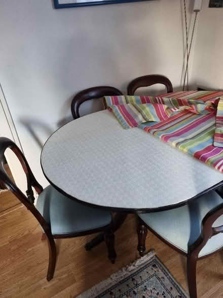 Photo of free Dining table & 5 chairs (Weybridge KT13) #2