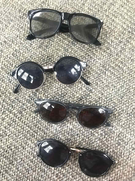 Photo of free sunglasses (rogers park) #1