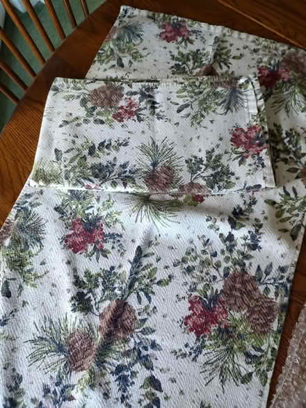 Photo of free Pair of hand towels (Odenton) #1