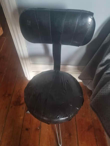 Photo of free Drummers stool (ilford) #1