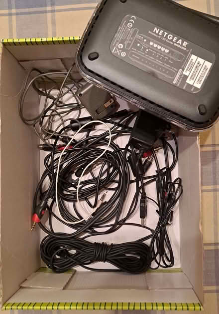 Photo of free Cables - Netgear router (Station Area RG21) #1