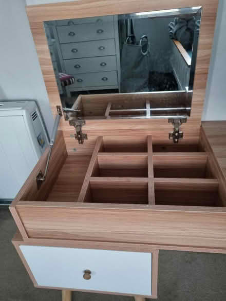 Photo of free Dressing table with draws & mirror (Chirton) #2