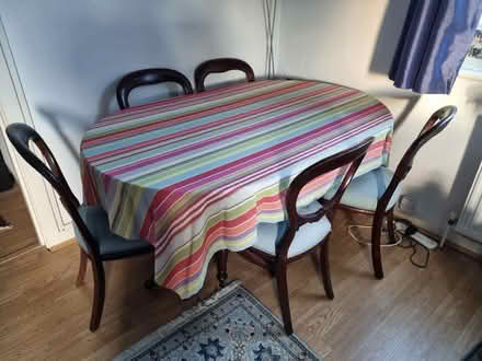 Photo of free Dining table & 5 chairs (Weybridge KT13) #1