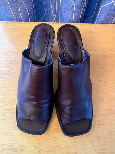 Photo of free Nine West Brown Slides size 7 (Aurora, ON) #2