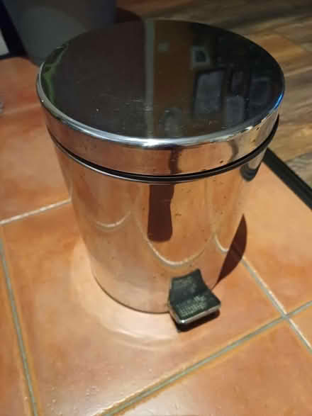 Photo of free Pedal bin 5l (Brookwood Grove, Artane, d5) #2