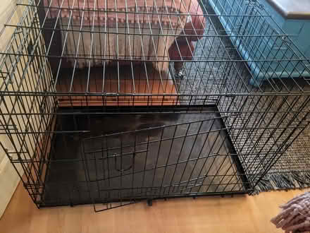 Photo of free Dog crate (Lower Morden SM4) #1