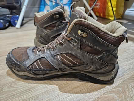 Photo of free Work boots - Size 11 (St Peter's, GL51) #4