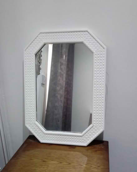 Photo of free Mirror (Horsham, Nr Forest School) #1