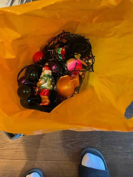 Photo of free Assorted Xmas decorations (SE12) #1