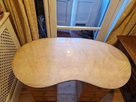 Photo of free Kidney dressing table (Cutteslowe OX2) #2