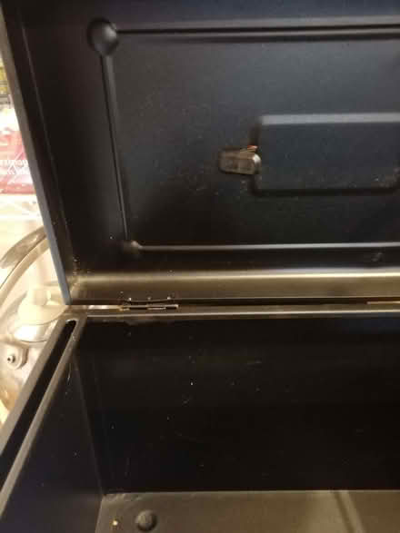 Photo of free Metal box with top handle (Darshill BA4) #2