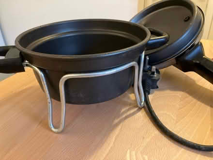 Photo of free Ramoska electric cooking pot (Friern Barnet N11) #3