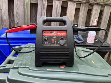 Photo of free Car battery charger (Clarendon/Lyon Village/) #1