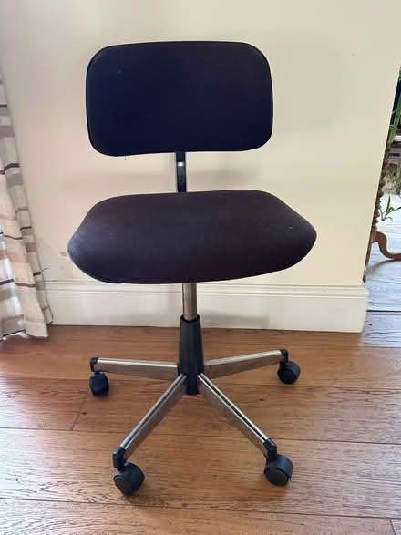 Photo of free Chair (Sunningdale SL5) #2