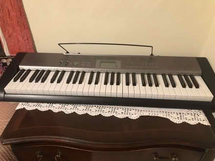 Photo of free electric piano (Withdean BN1) #1