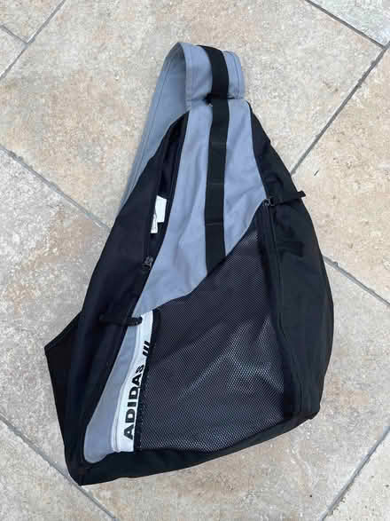 Photo of free sports bag (Baguley M33) #3