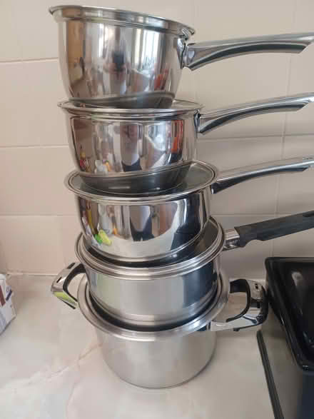 Photo of free Pots and pans (IG5) #1