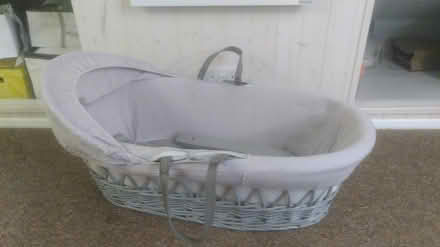 Photo of free Moses basket clair de lune (OX1) #3