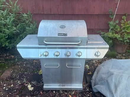 Photo of free Gas grill & Propane Tank (North Portland) #1