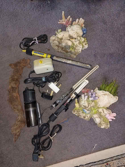 Photo of free fish tank bits (Penryn TR10) #1